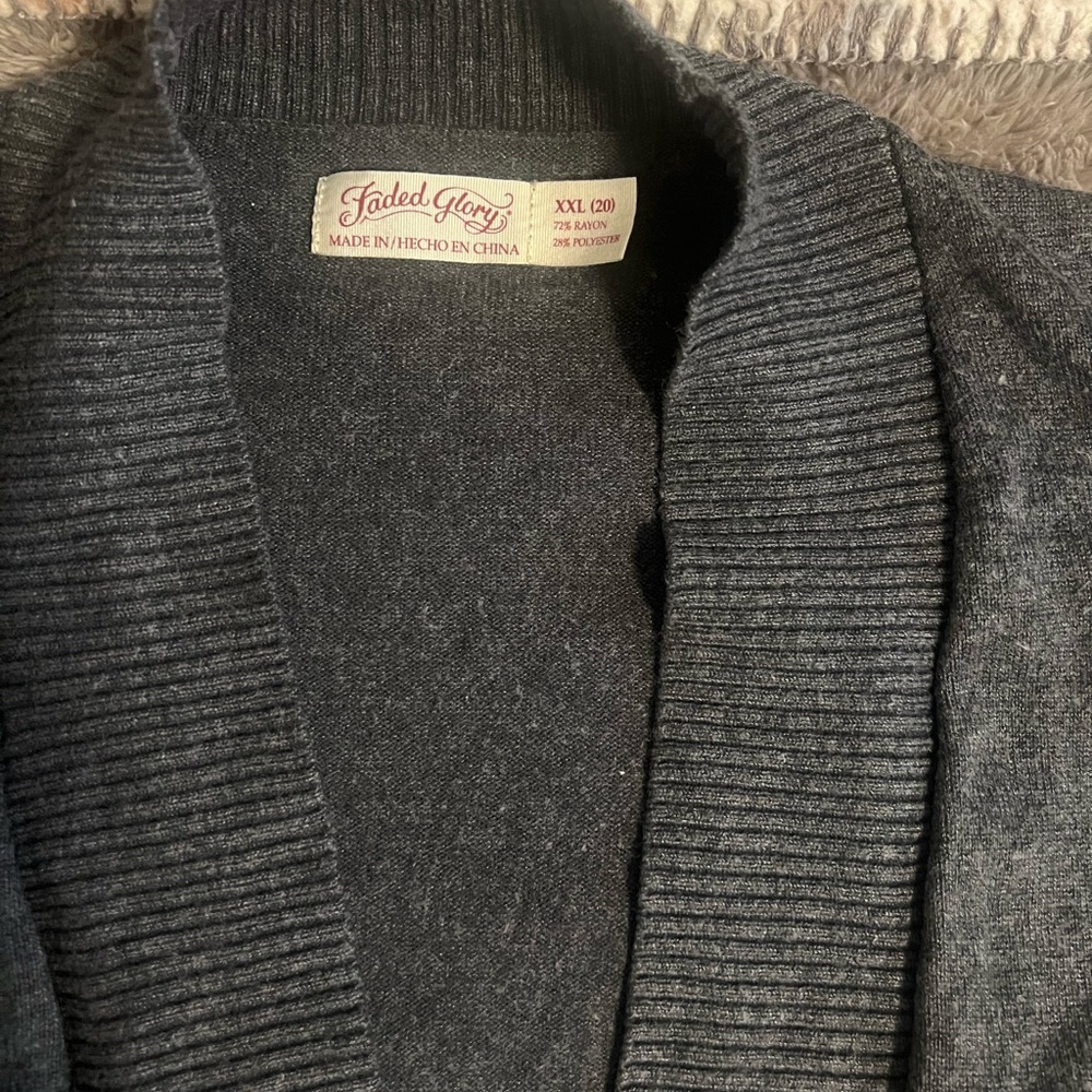 Cardigan - Picture 2 of 2